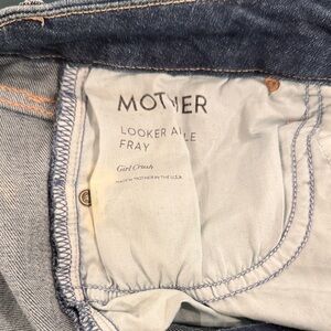 MOTHER The Looker Ankle Fray Jeans — Size 28 (Girl Crush Wash)